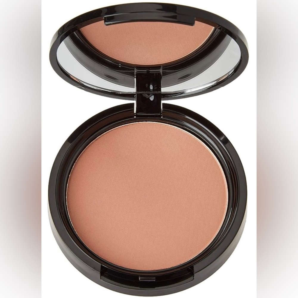 NYX Matte Bronzer For Face & Body MBB01 Light 0.33 oz New SEALED